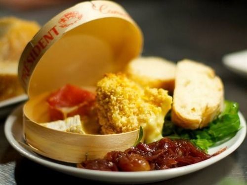 The Crown At Broad Hinton Hotel ภายนอก รูปภาพ